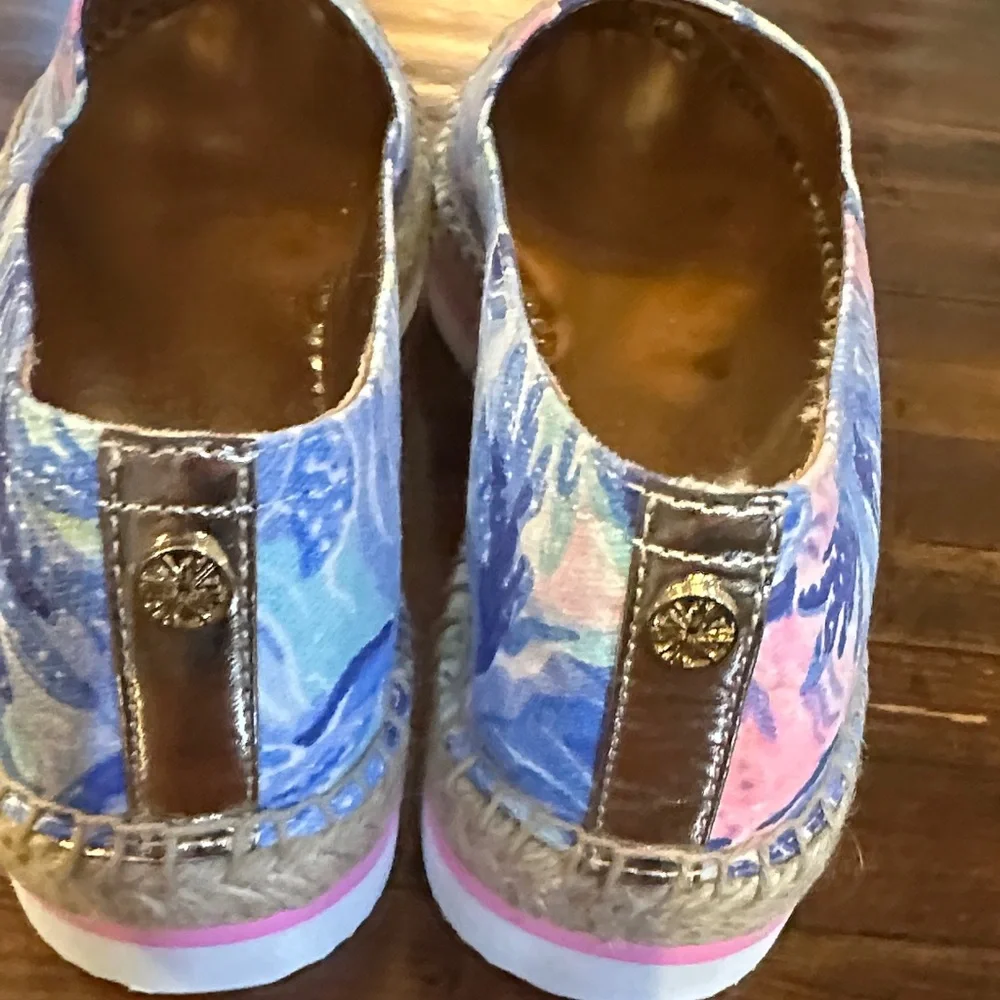 Lilly Pulitzer Vibrant Blue Floral Espadrilles - Picture 3 of 6